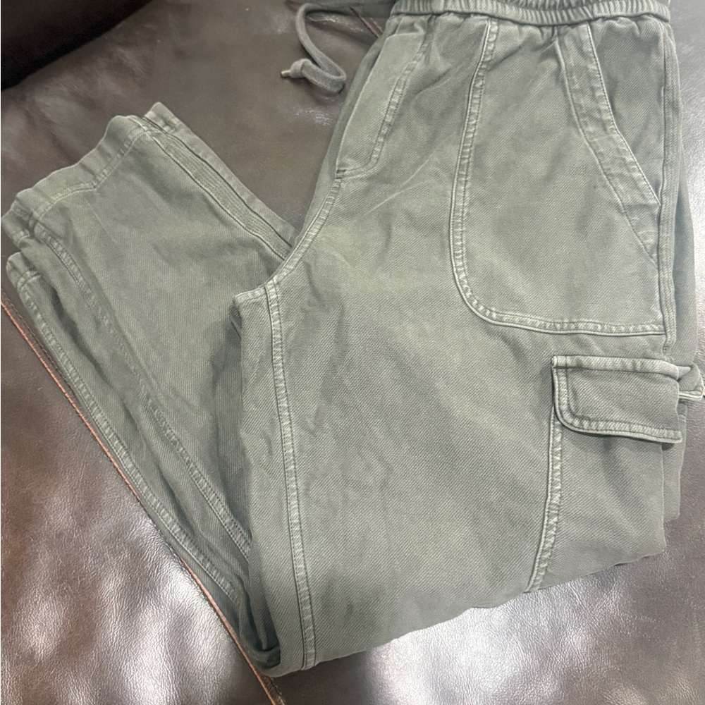 Athleta Men's Green Cargo Pants